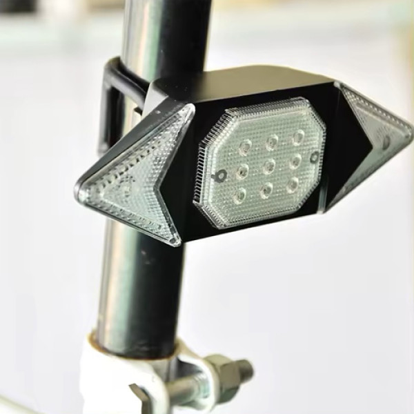 Велосипедна Стоп Мигалка LY-6700 із зазначенням поворотів